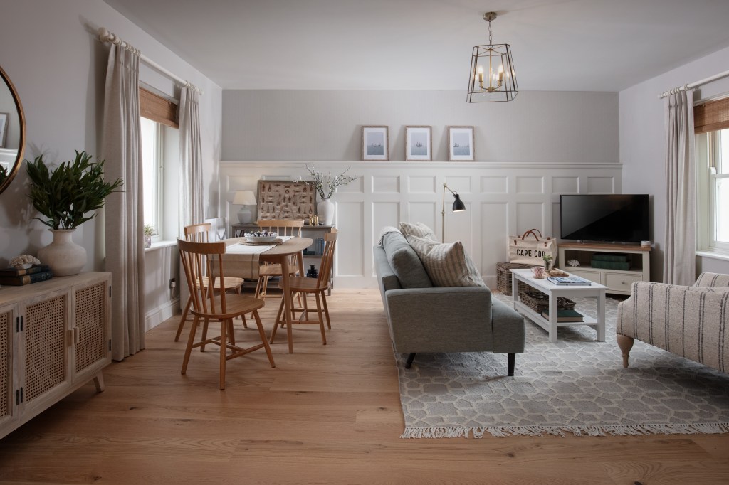 Handmade Bespoke Wall Panelling in Cornwall from Kentrewi Woodwork