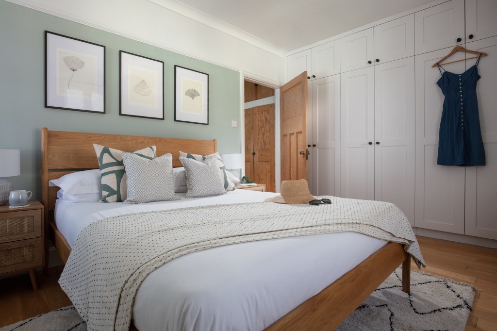 Stylish Built in Wardrobes made in Cornwall