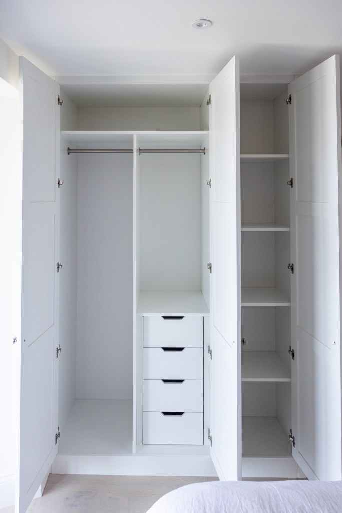 bespoke cabinet built in fitted wardrobe cornwall carpentry joinery storage Falmouth bedroom furniture shaker door