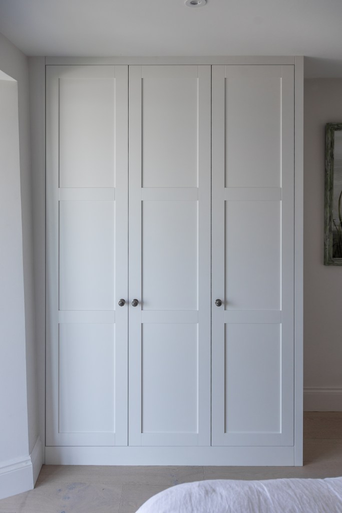bespoke cabinet built in fitted wardrobe cornwall carpentry joinery storage Falmouth bedroom furniture shaker door