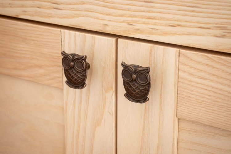 A bespoke Ash window seat