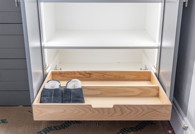 bespoke cabinet built in fitted wardrobe cornwall carpentry joinery storage